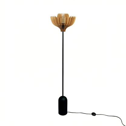 WEBP_tullia-lampadaire_chene_packshot.webp